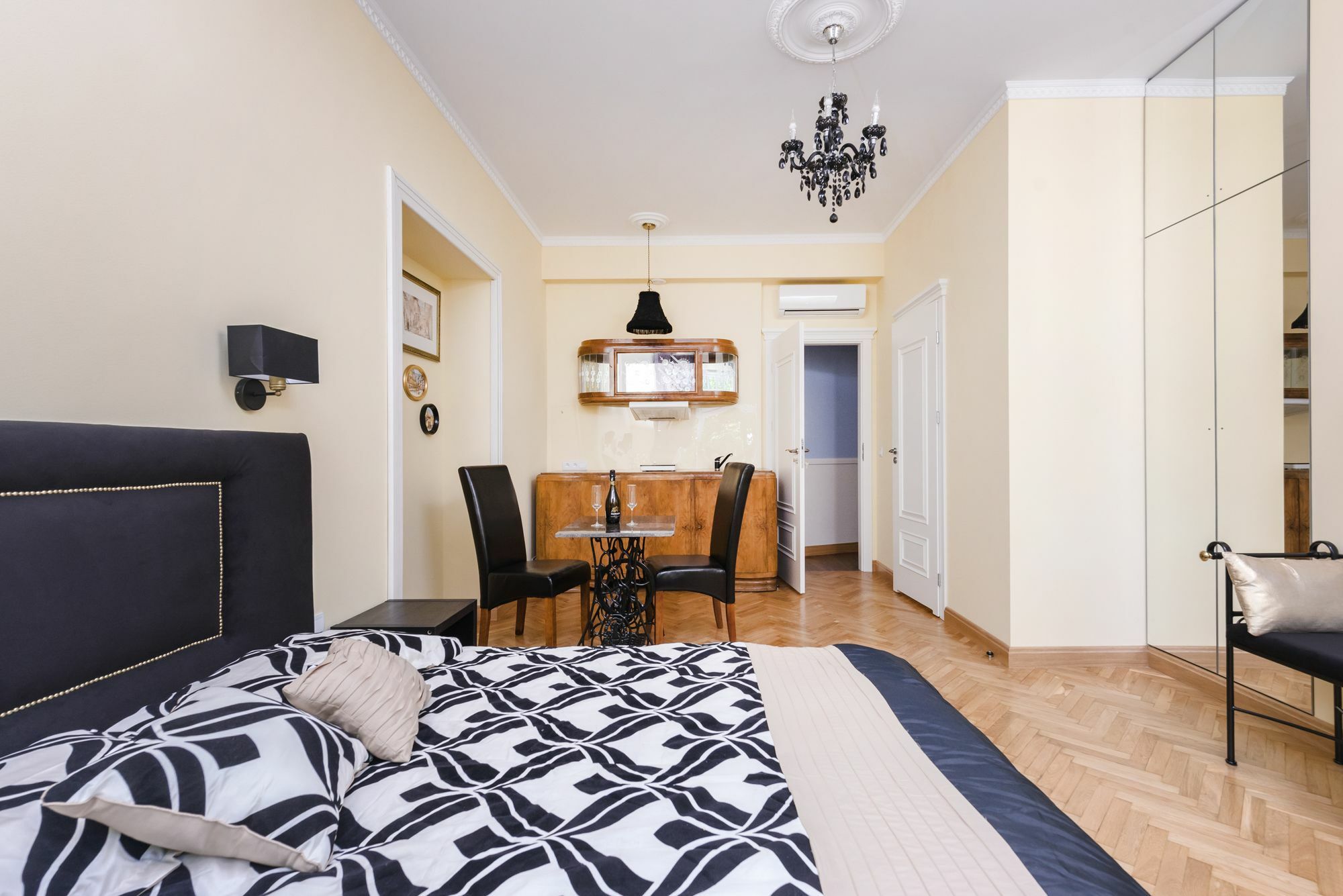 Horizon Apartments - Krasinskiego Krakau Buitenkant foto
